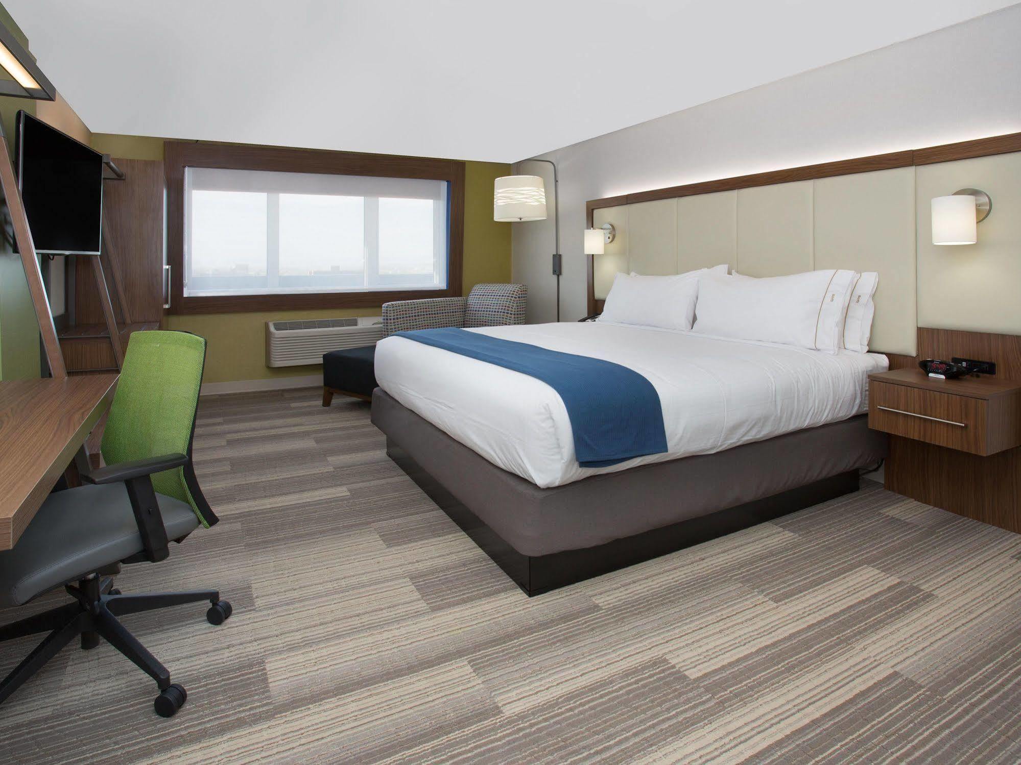 Holiday Inn Express Hotel & Suites Decatur Zewnętrze zdjęcie